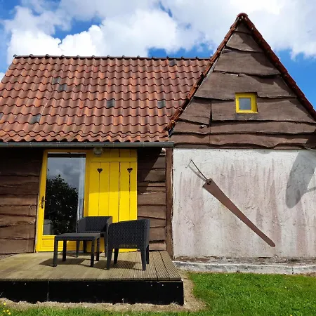 Kompleks wypoczynkowy Village Réclinghem