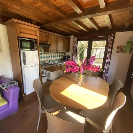 Kompleks wypoczynkowy Village Réclinghem