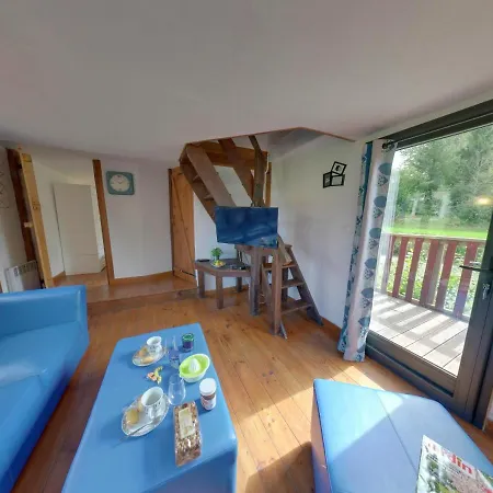 Kompleks wypoczynkowy Village Réclinghem